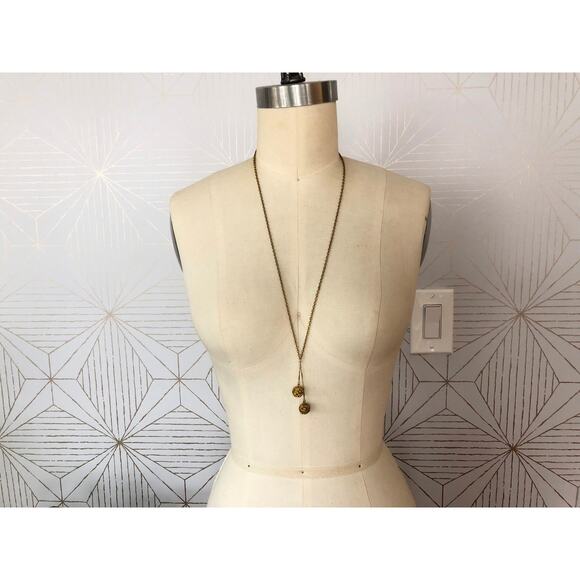 Artisan Brass long necklace with filigree balls - Picture 6 of 6